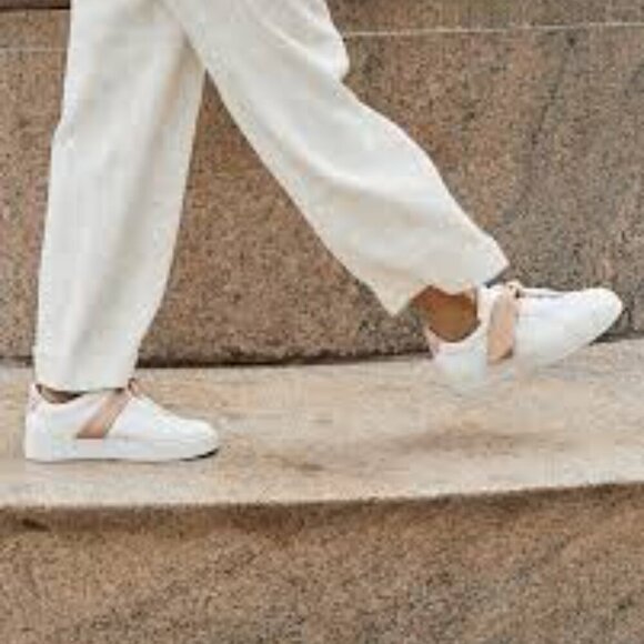 Alexandre Birman White and Gold Women's Shoes Size US8 EU 38 - Picture 3 of 10